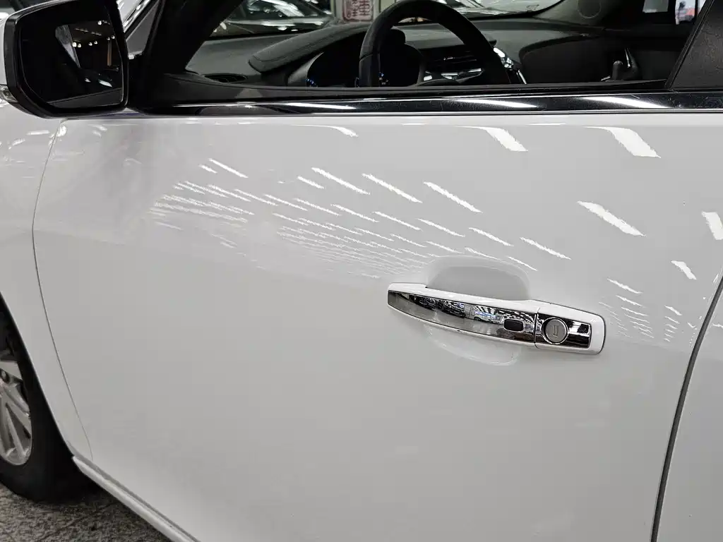 Chevrolet Malibu 2017 — фото 14