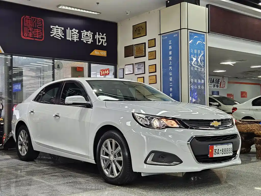 Chevrolet Malibu 2017 — фото 3