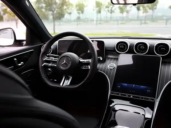 Mercedes-Benz C-Class 2022