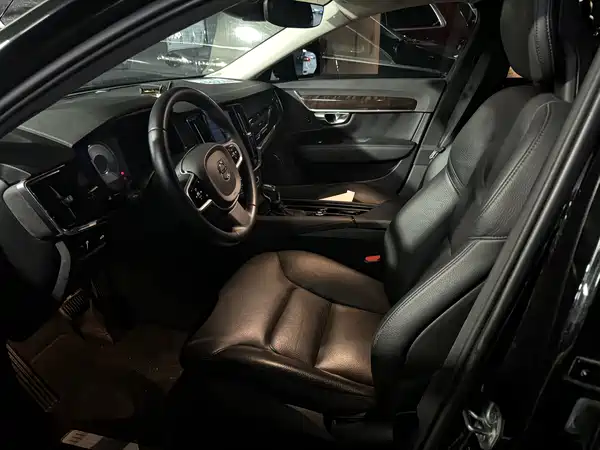 Volvo S90 2018