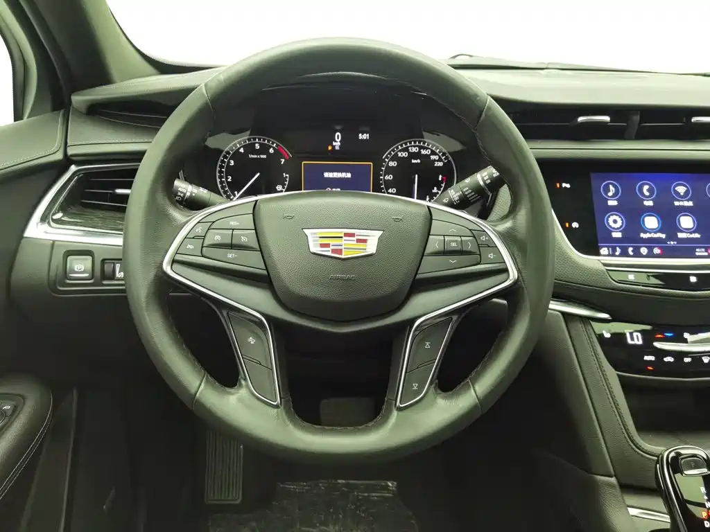 Cadillac XT5 2021 — фото 11