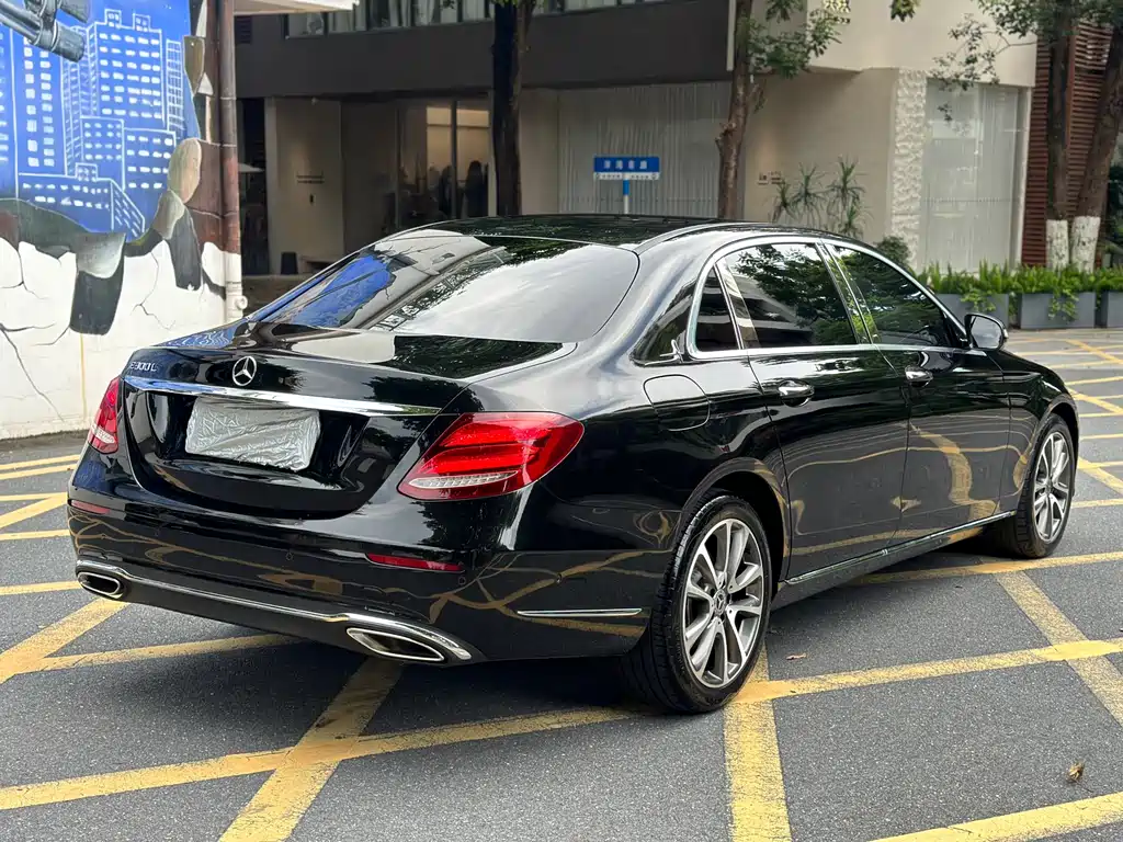 Mercedes-Benz E-Class 2017