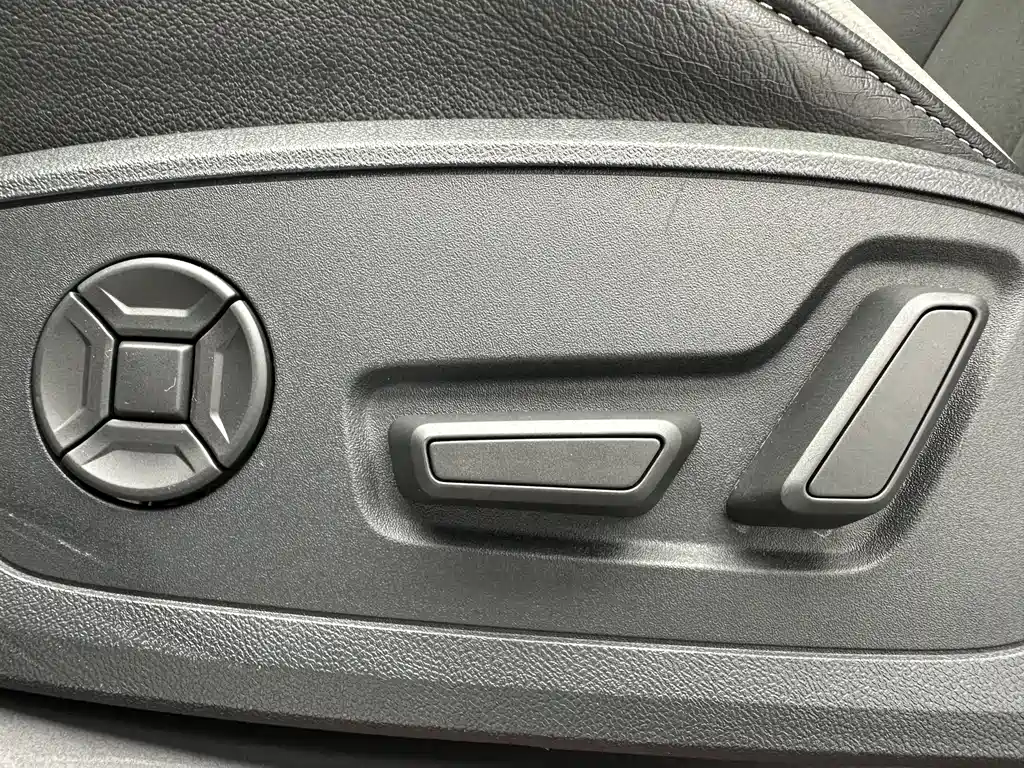Audi Q3 2022 — фото 13