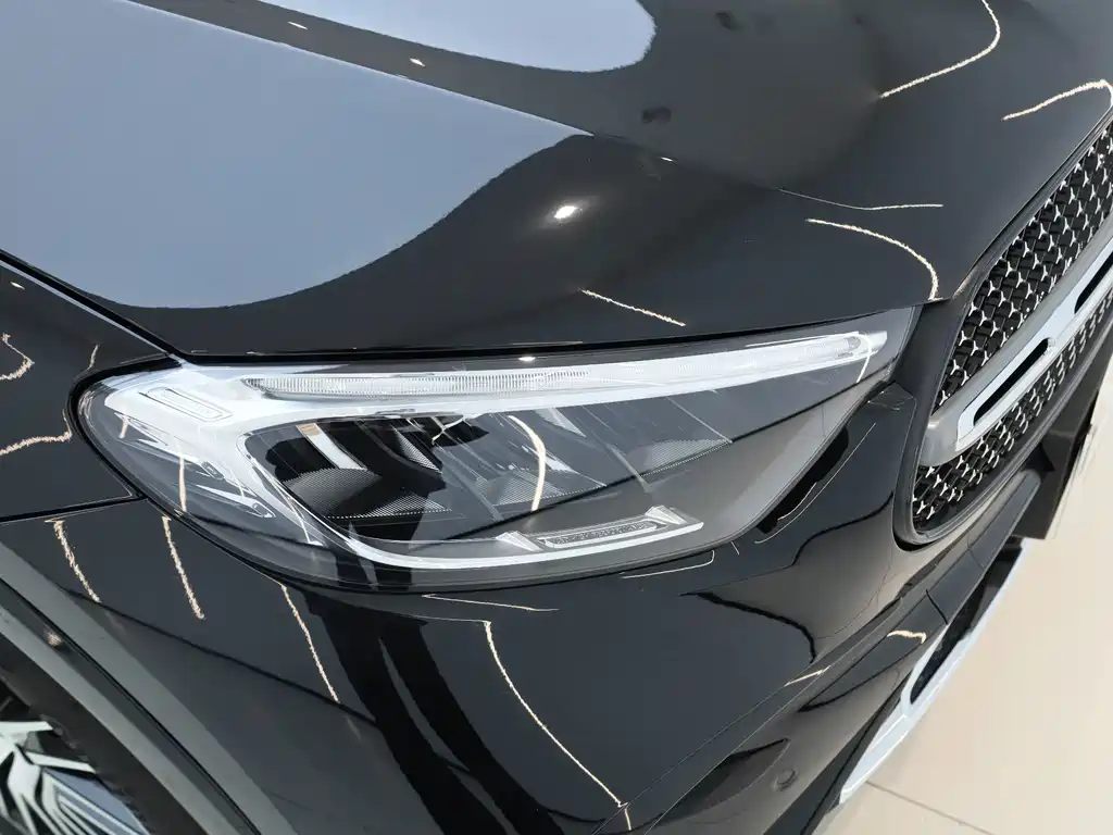 Mercedes-Benz GLC 2026