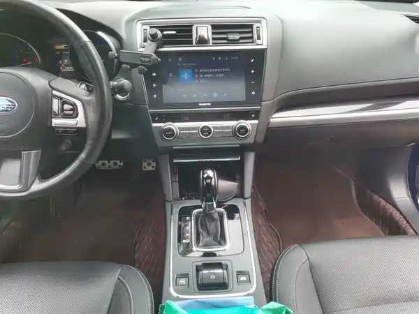 Subaru Outback 2016