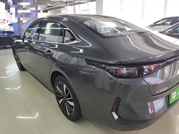 Changan Qiyuan A05 2025