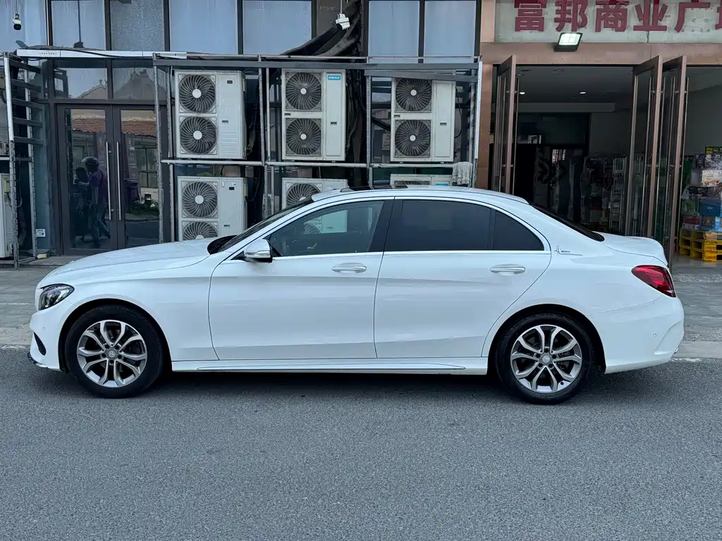 Mercedes-Benz C-Class 2016 — фото 3