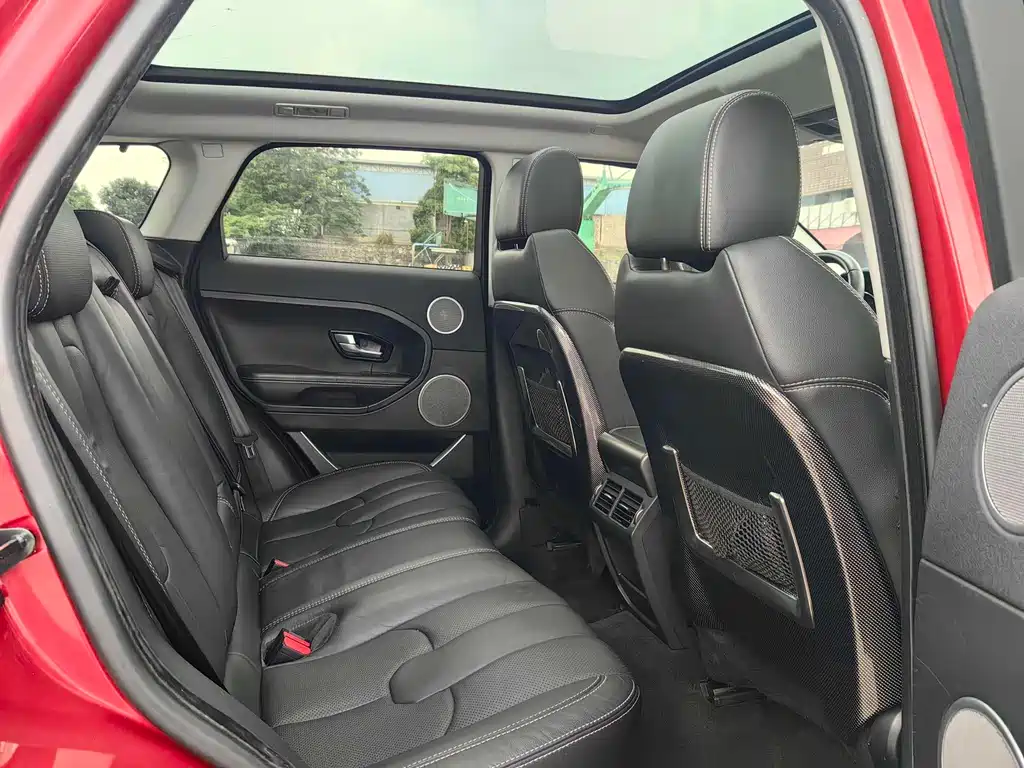 Land Rover Evoque 2015 — фото 15