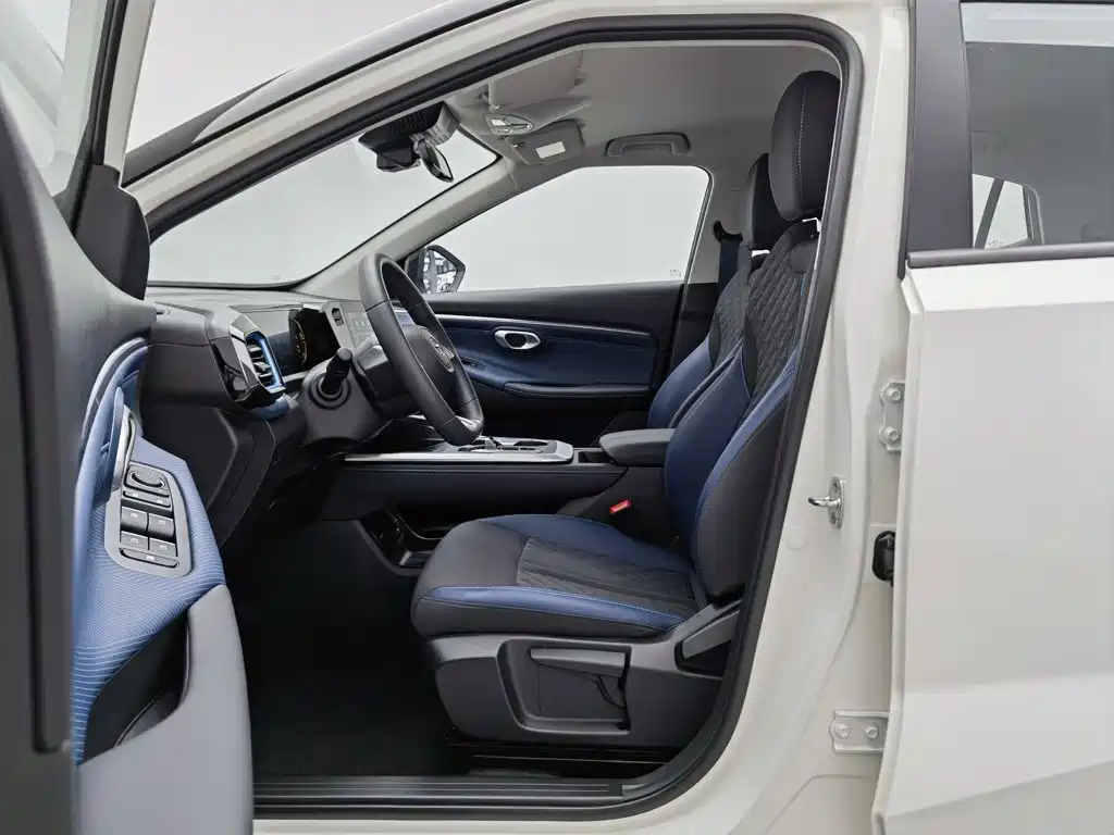 GAC Trumpchi GS3 2026 — фото 10