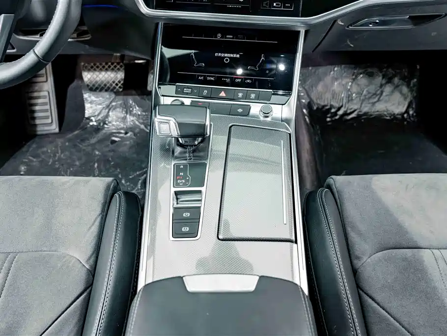 Audi A6L 2021 — фото 13