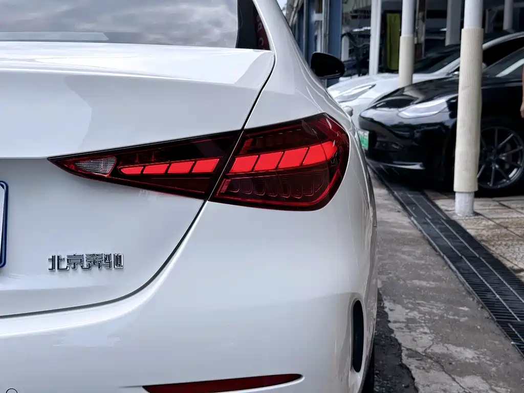 Mercedes-Benz C-Class 2022