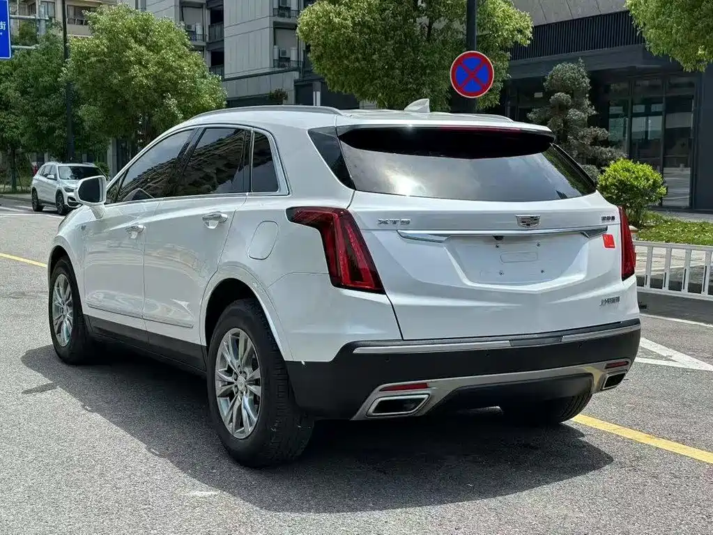 Cadillac XT5 2020 — фото 7