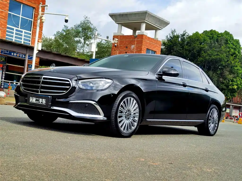 Mercedes-Benz E-Class 2021 — фото 1
