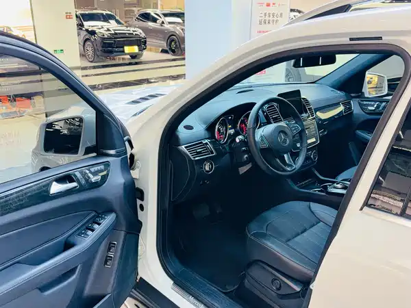 Mercedes-Benz GLS 2018