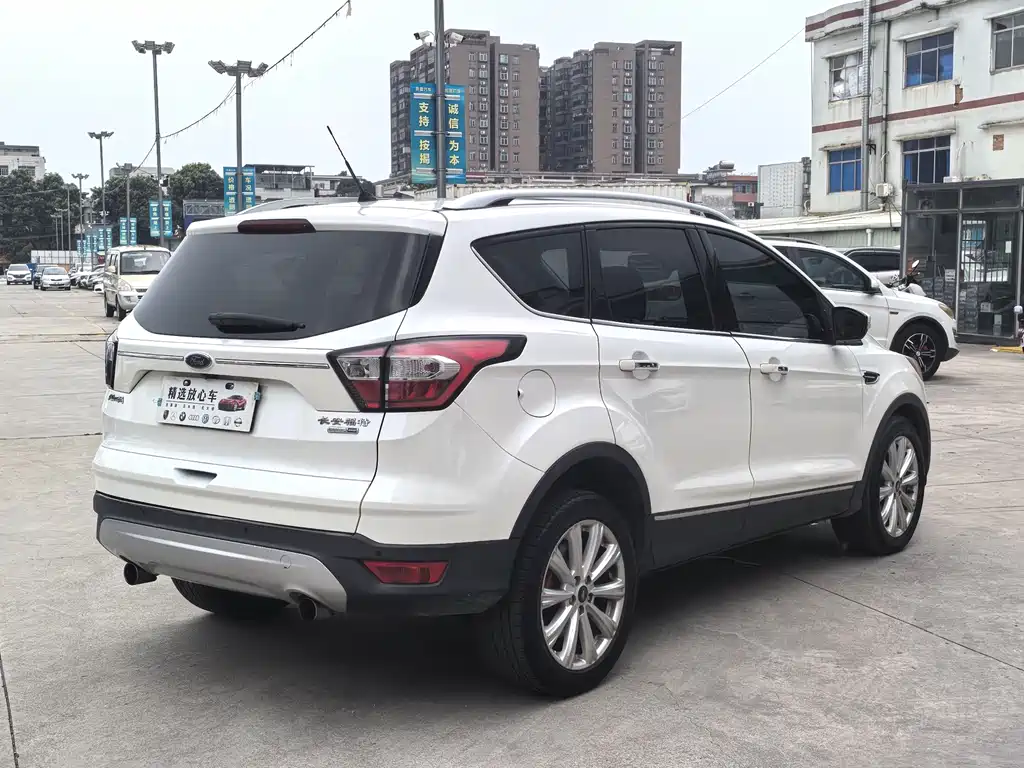 Ford Kuga 2017 — фото 4