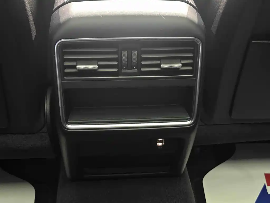 Porsche Cayenne 2018 — фото 17