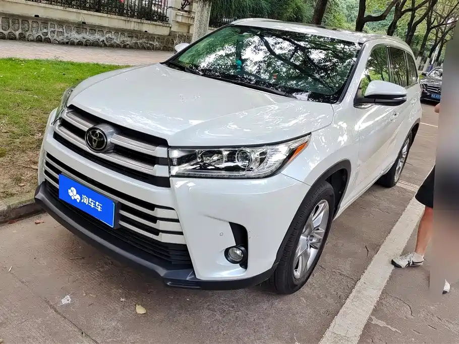 Toyota Highlander 2022