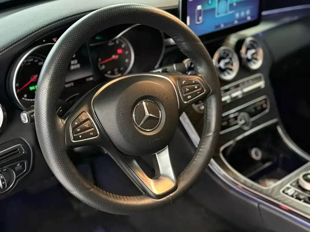 Mercedes-Benz C-Class 2017 — фото 5