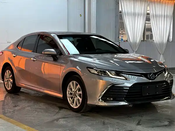 Toyota Camry 2021