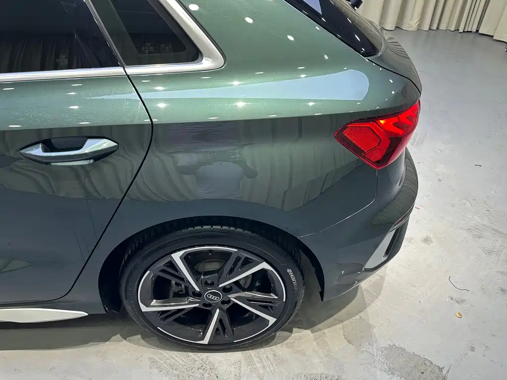 Audi A3 2023 — фото 22