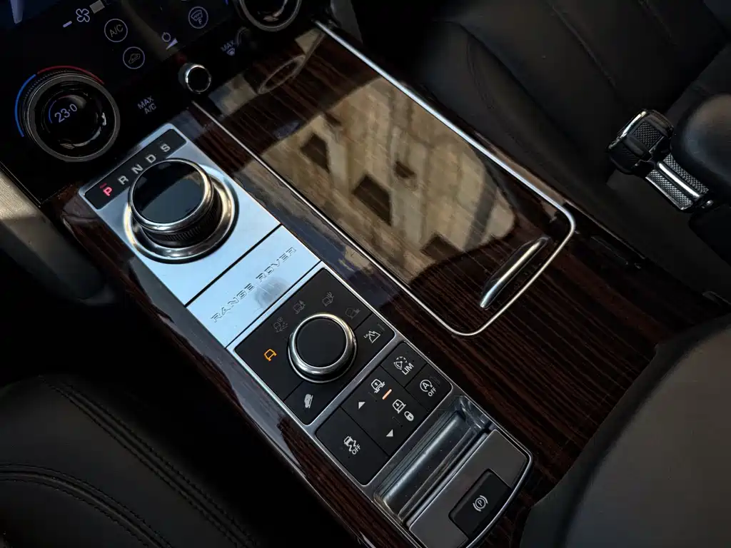 Land Rover Range Rover 2017 — фото 18
