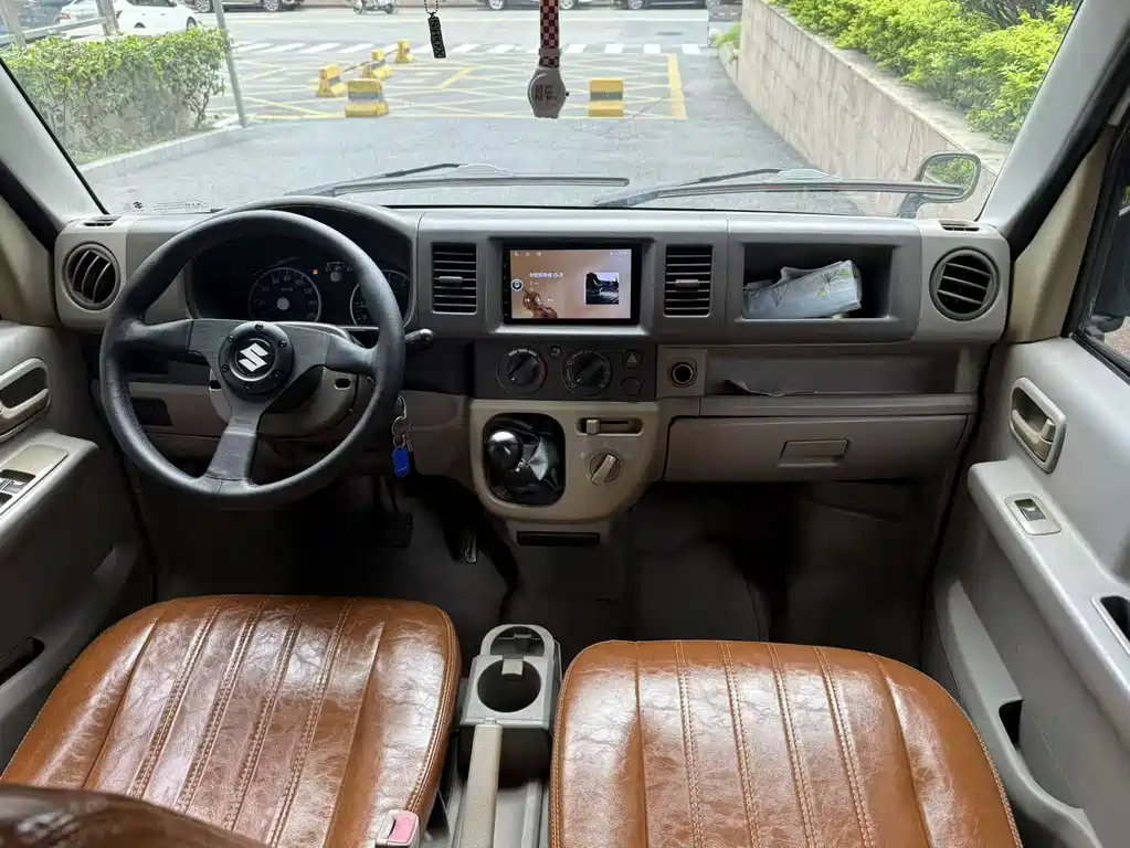 Suzuki Landi 2014 — фото 12