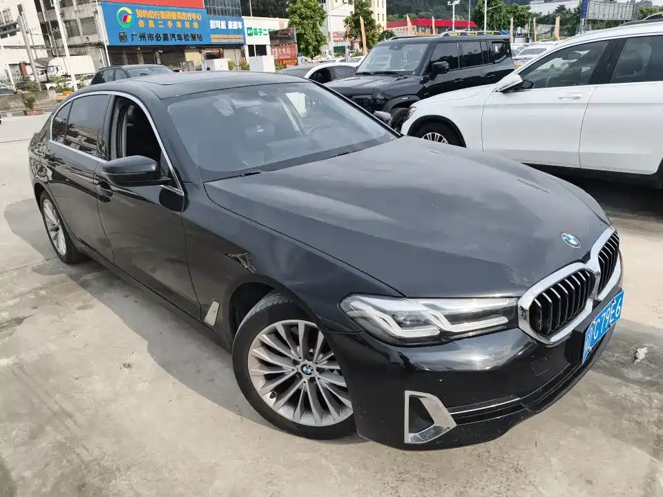 BMW 5 Series 2022