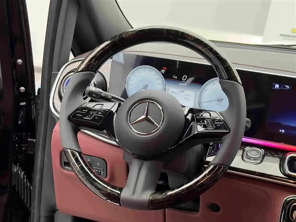 Mercedes-Benz Vito 2026 — фото 13