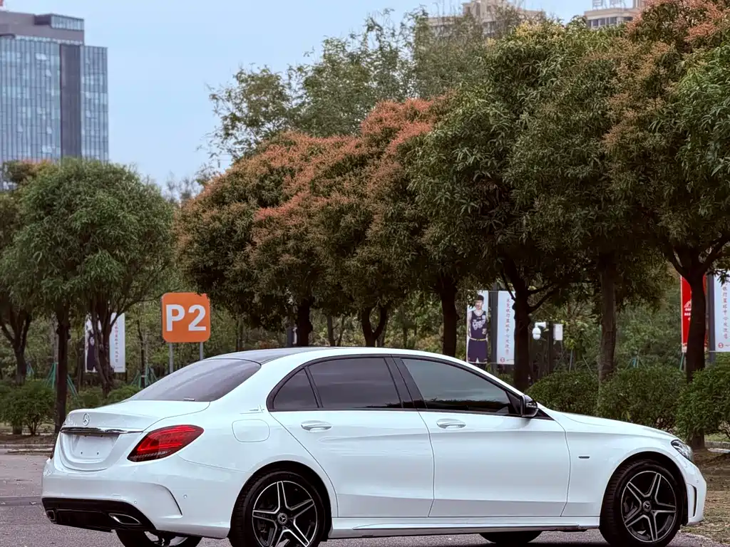 Mercedes-Benz C-Class 2020 — фото 31