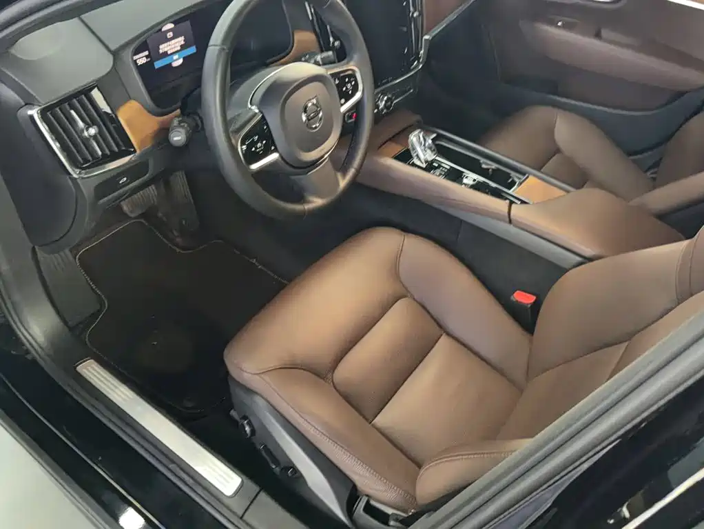 Volvo S90 2023 — фото 12