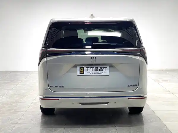 Buick GL8 2025