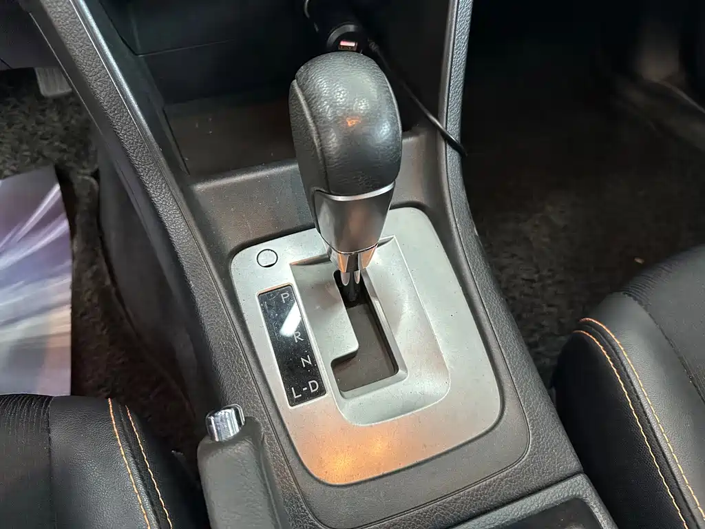 Subaru XV 2013 — фото 10