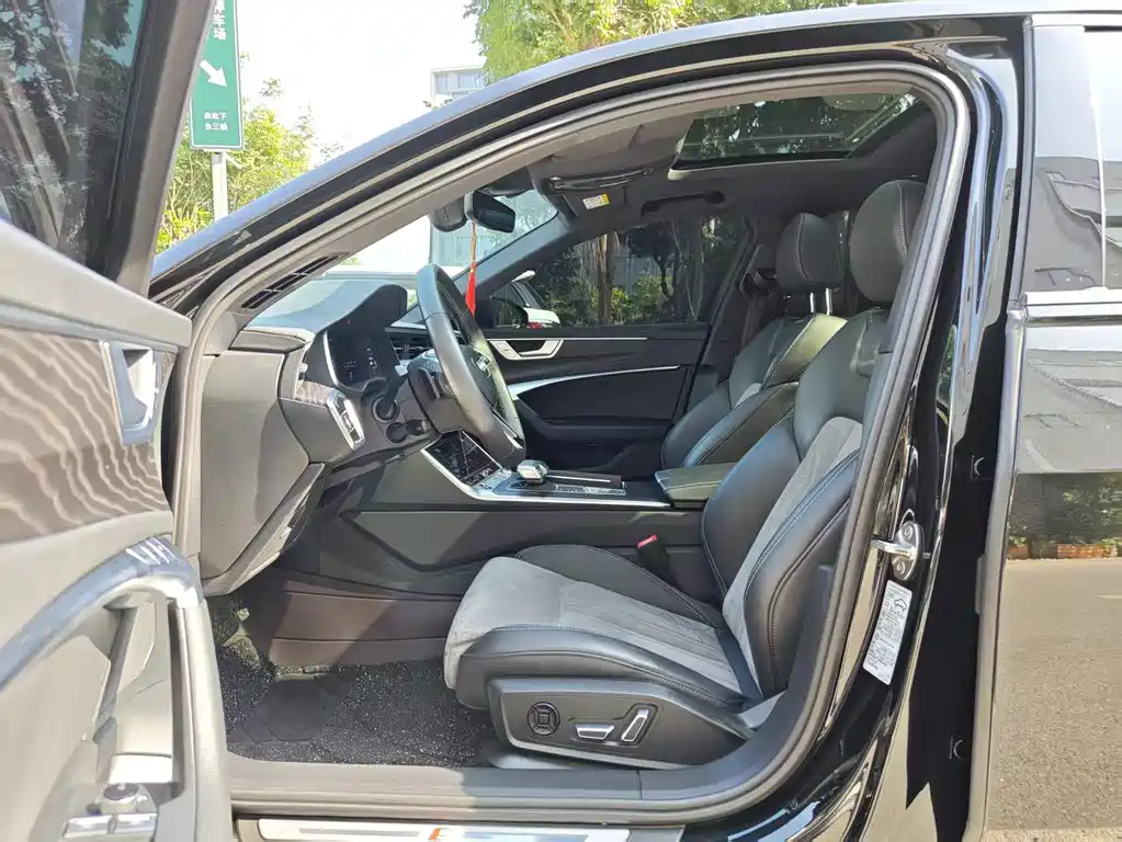 Audi A6L 2024