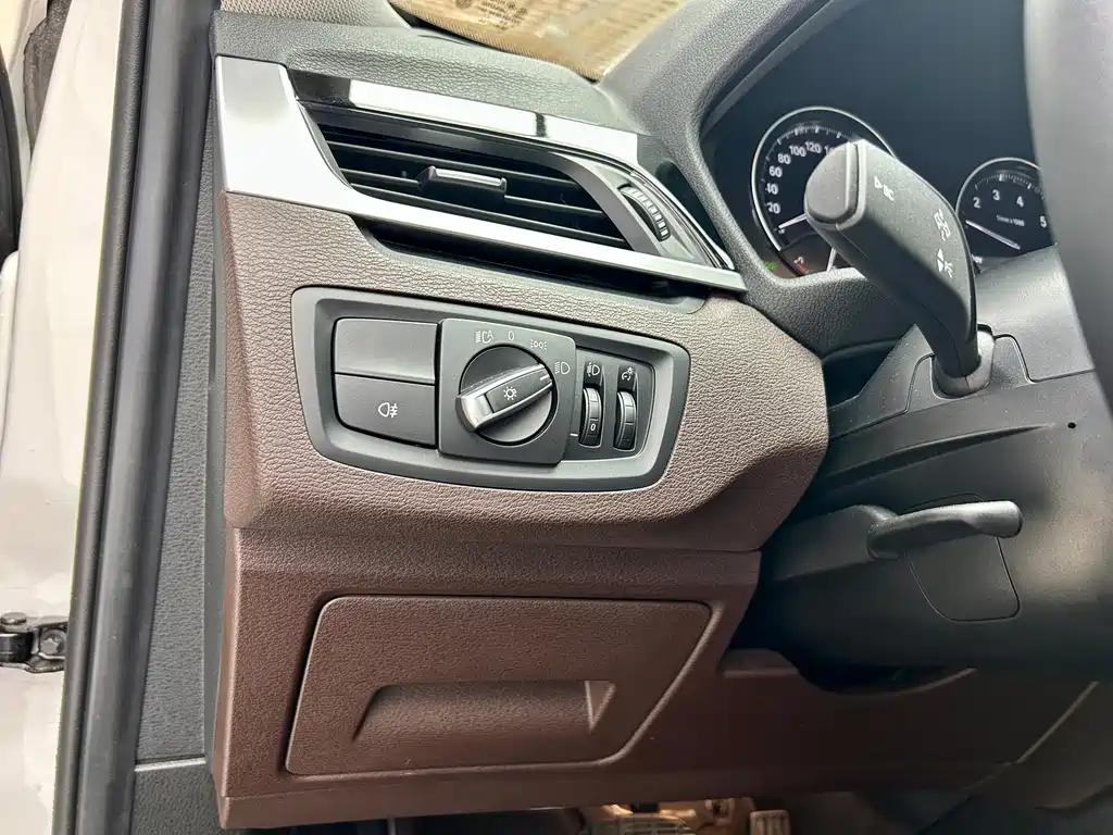 BMW X1 2023 — фото 22