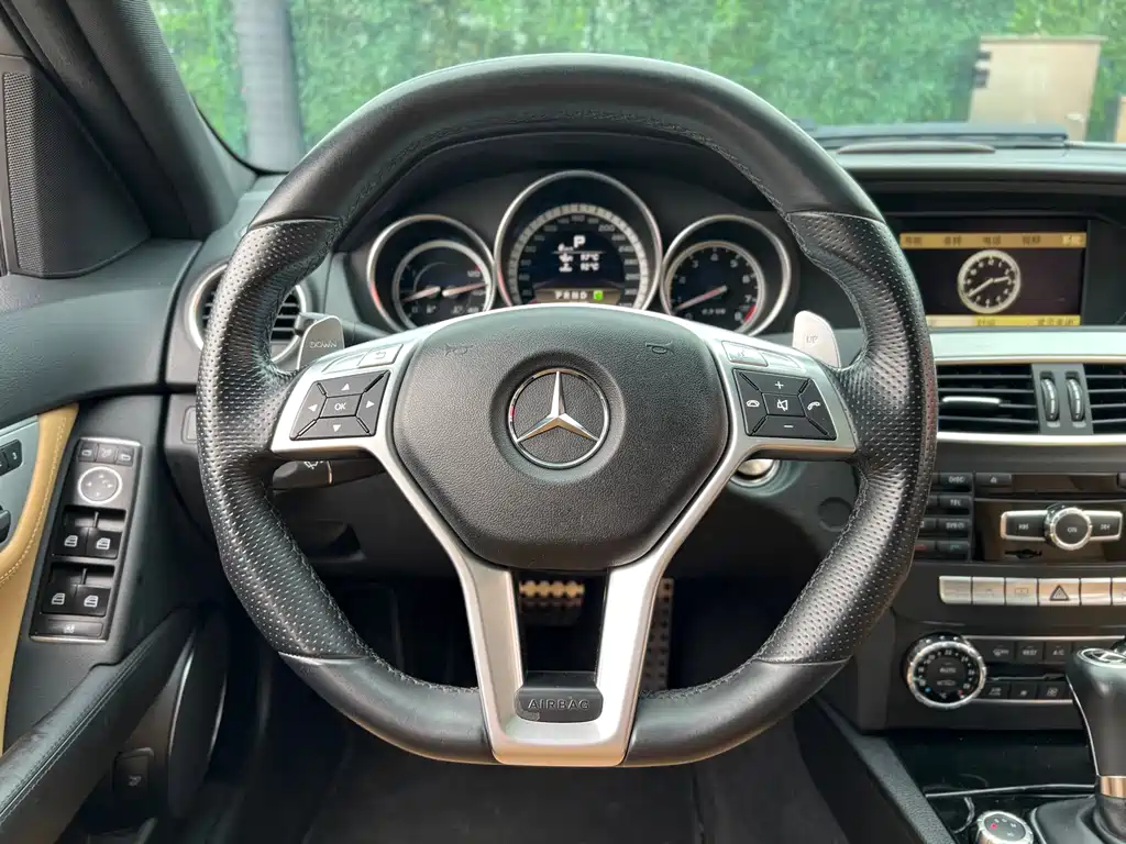 Mercedes-Benz C-Class AMG 2013 — фото 16