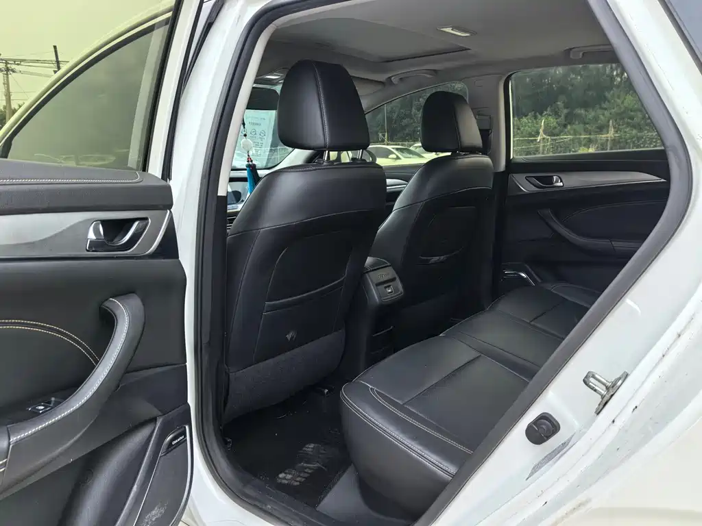 Changan Escape 2018 — фото 12