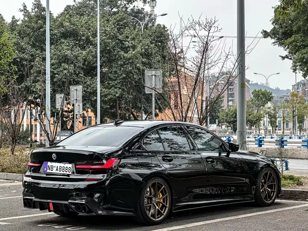 BMW 3 Series 2021