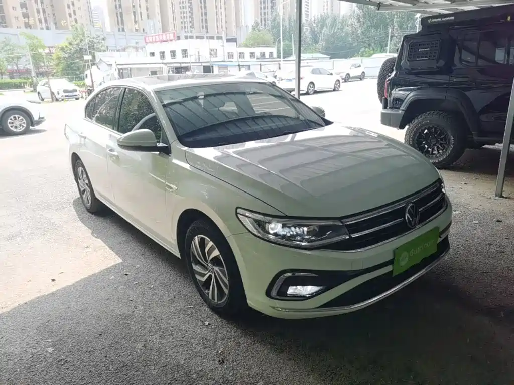 Volkswagen Bora 2023