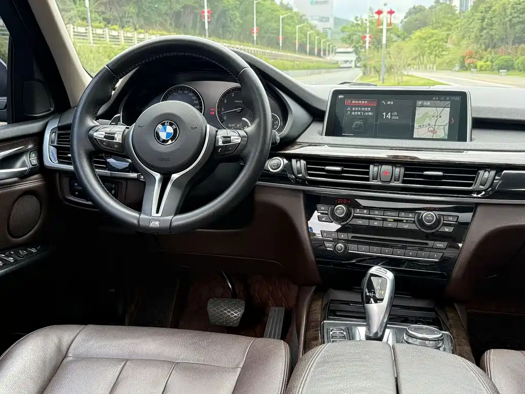 BMW X5 2016 — фото 15