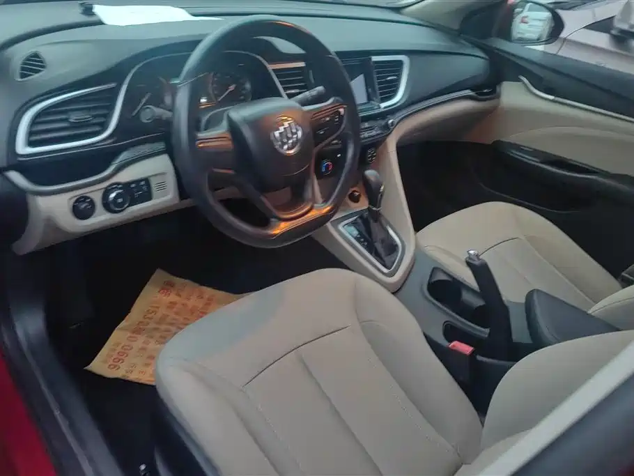 Buick Excelle 2015 — фото 12
