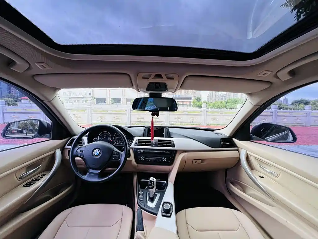 BMW 3 Series 2015