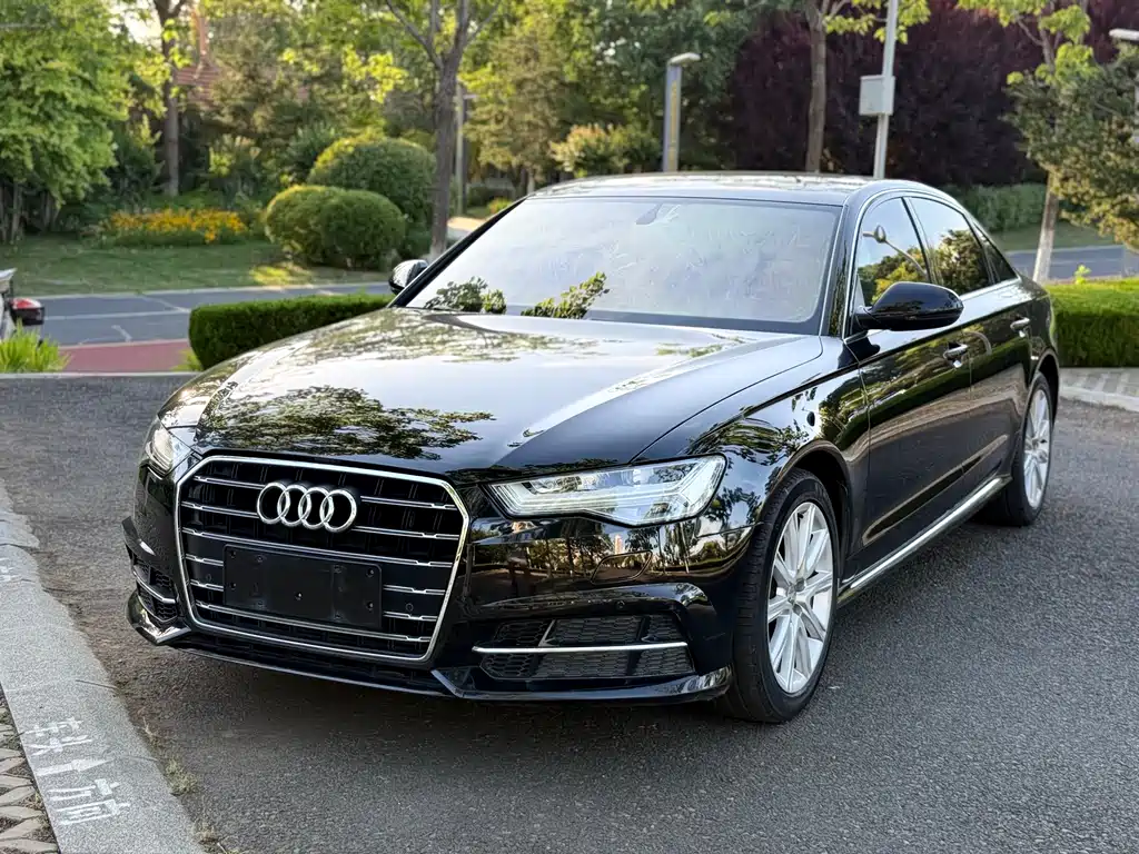 Audi A6L 2018 — фото 1