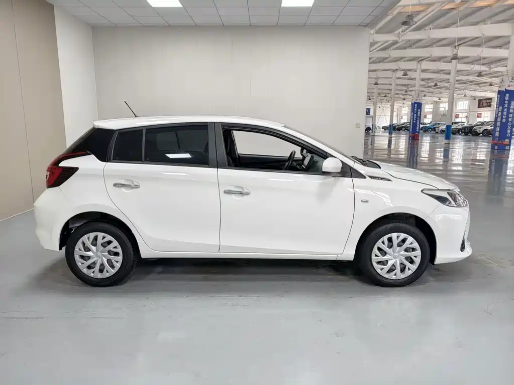 Toyota Vios FS 2023 — фото 8
