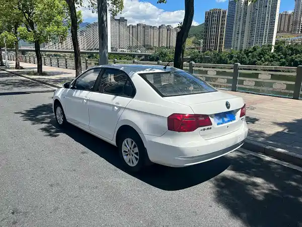 Volkswagen Jetta 2015