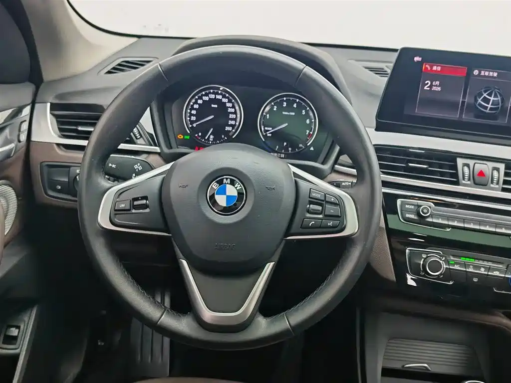 BMW X1 2021 — фото 11