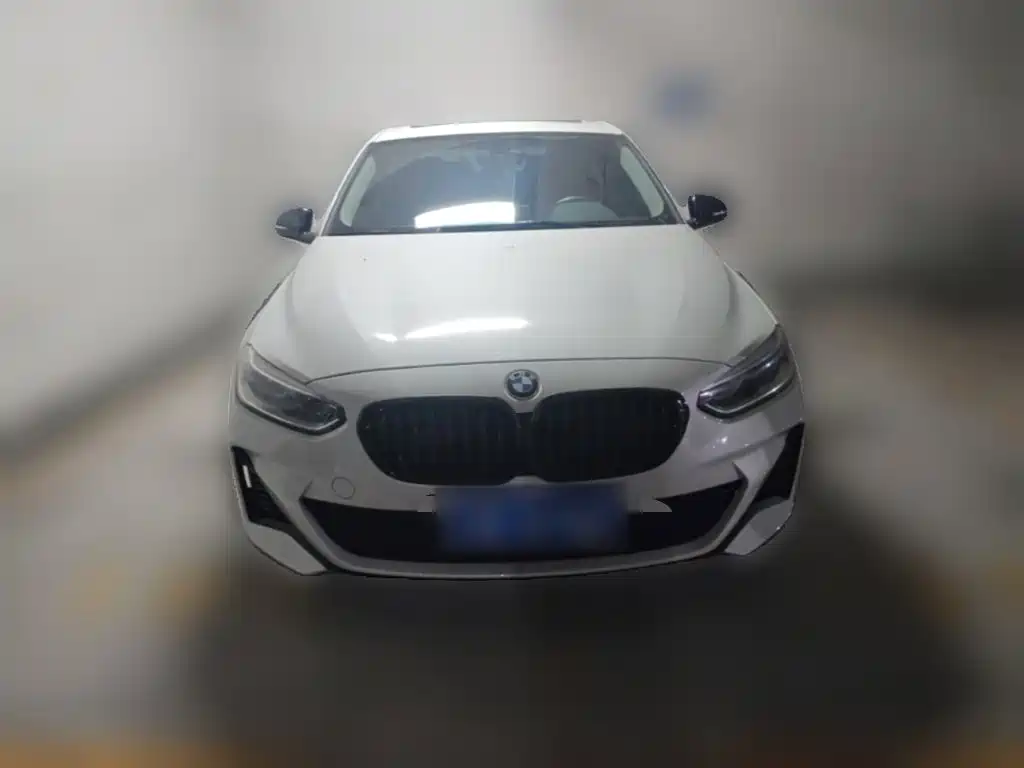 BMW 1 Series 2023
