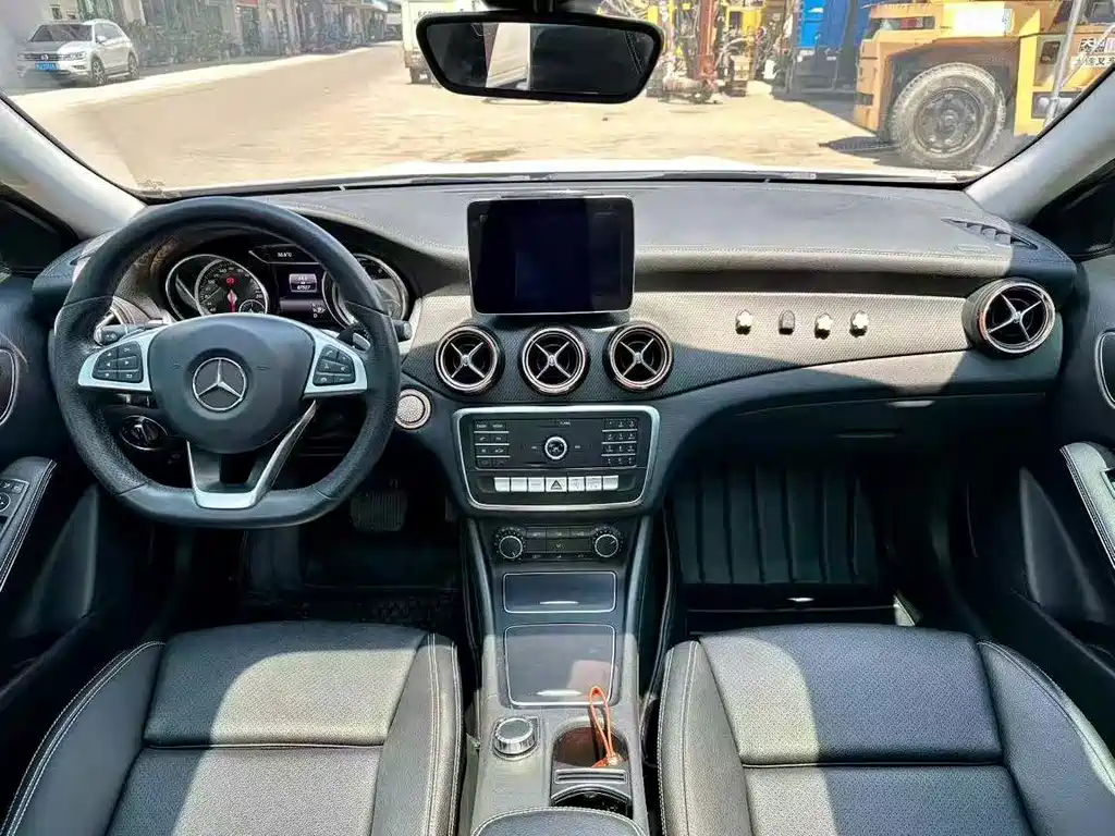Mercedes-Benz GLA 2018