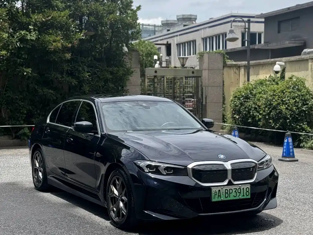 BMW i3 2023