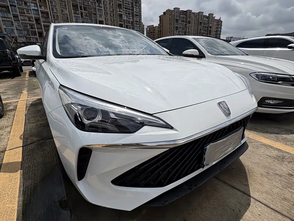 Roewe i5 2025