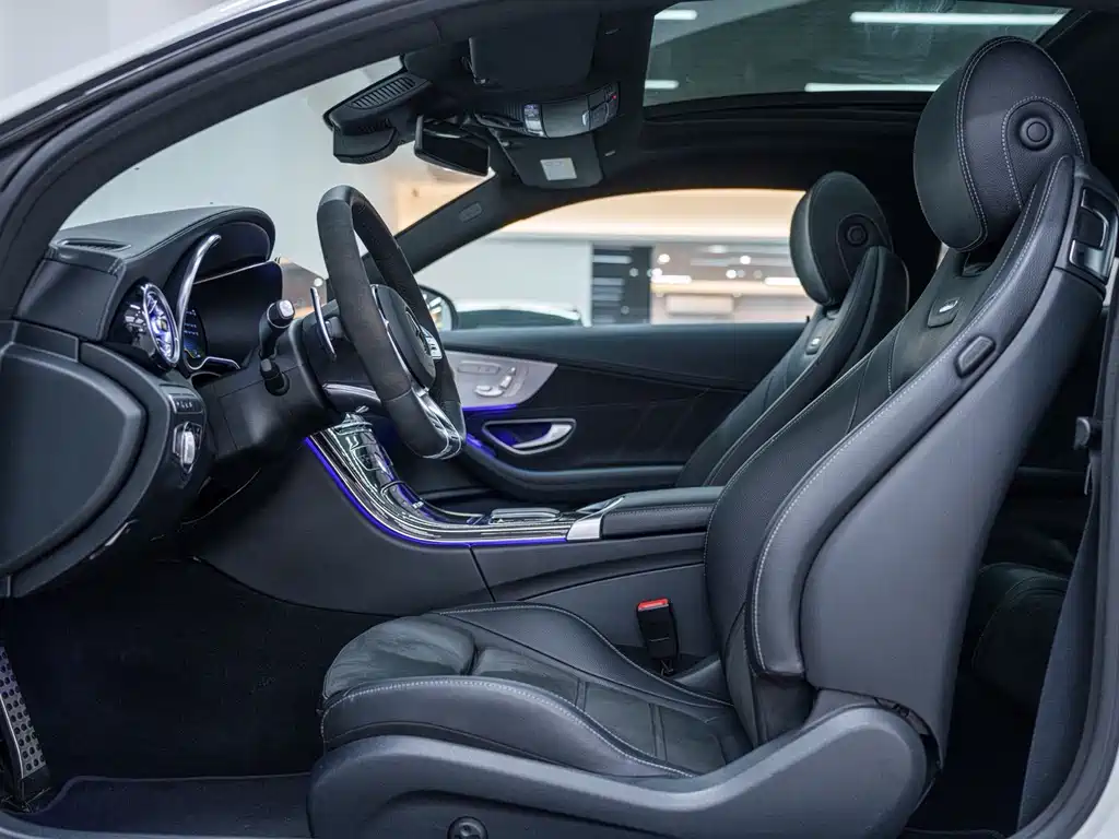 Mercedes-Benz C-Class AMG 2020 — фото 11